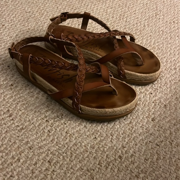 Blowfish sandals - Picture 3 of 3